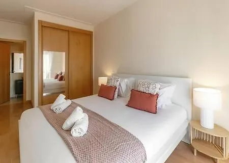 Sunset Retreat * Nazaré